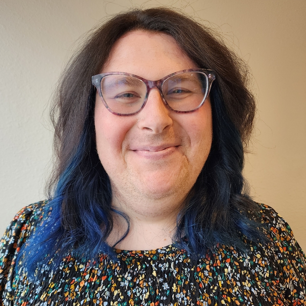 Meet your Posher, Cassie (Cass)